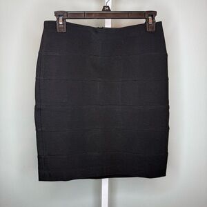 Ann Taylor Stretch Black Women's Pencil skirt size 2 NWT